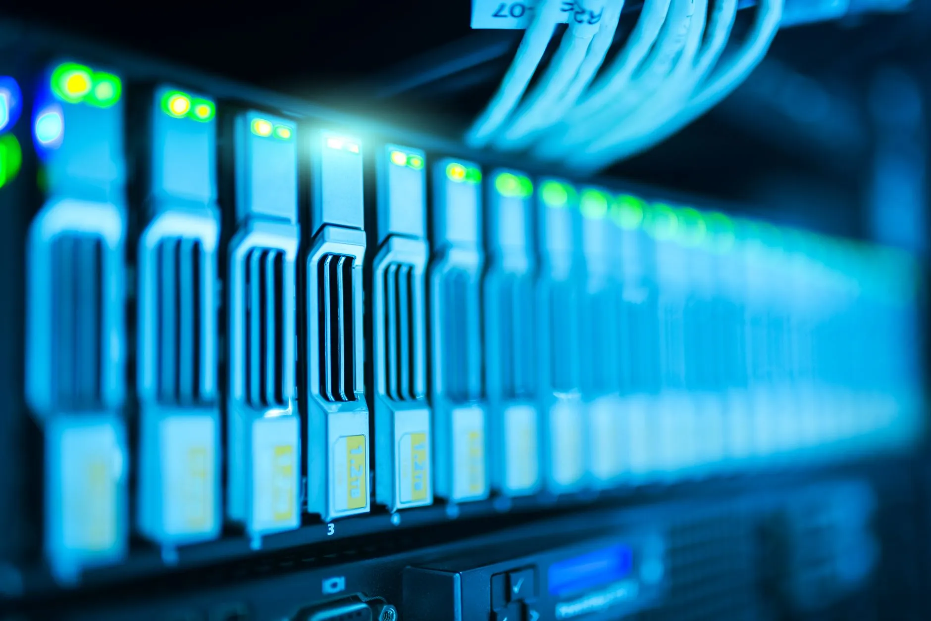 企业组网方案设计：路由器与交换机选型搭配实用指南正文配图 1