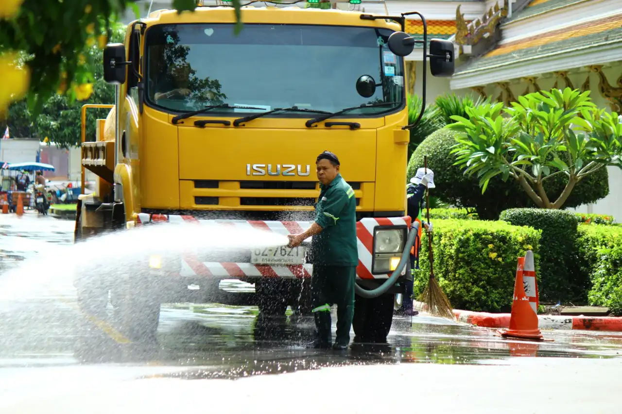 中小企业网络搭建方案：路由器与交换机选型要点解析