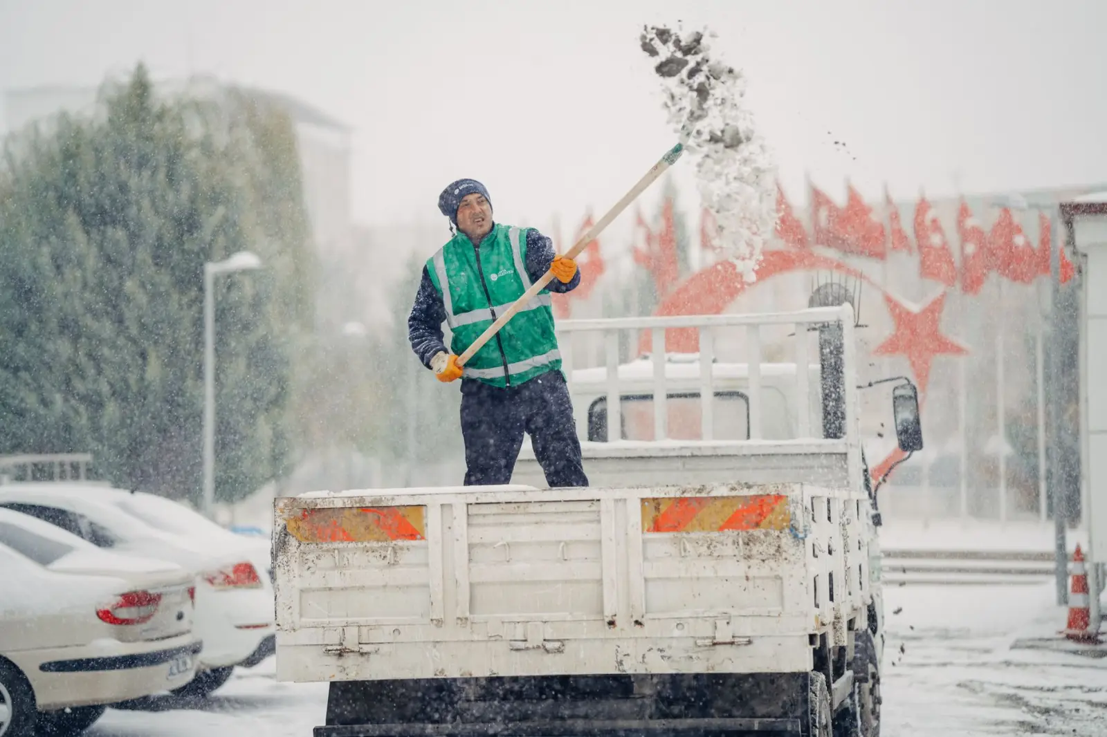 中小企业网络部署中路由器与交换机的选型要点